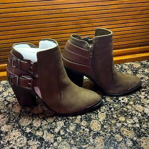 Gianni Bini cutout bootie.